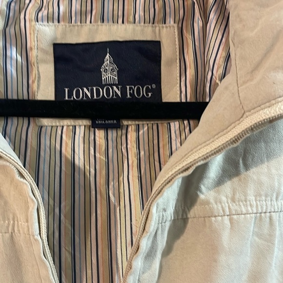 London Fog Tan Trench Coat - Picture 3 of 10